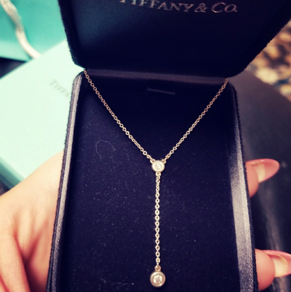 NEW Tiffany diamond necklace (1 carat plus)